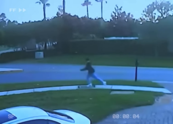 T2704015 Un Asesino De Años No Se Da Cuenta De Que Le Están part2