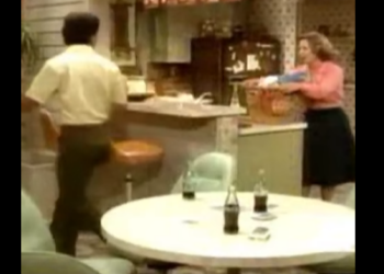 T3817009 Eric Red doesn feel WELL #funny #new #tvshowclips #series #comedy part2