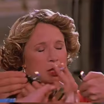 T3037014 Kitty needs smoke! 70s Show #series part2