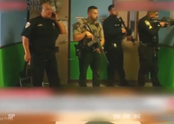 T1404012 Cuando LOS NIÑOS HÉROES Salvan Toda La part2