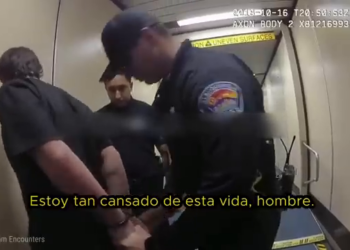 T1404018 Cuando Tontos Sospechosos Intentan ROBAR Aviones part2