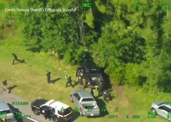 T2604001 Cuando Robar Un Coche De Policía Sale Mal part2