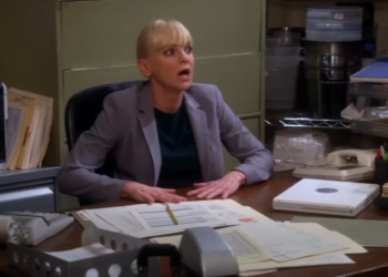 T0133007 Christy Kink is Getting Caught Mom part2