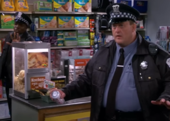 T0136001 Mike Gets Shot Mike Molly part2