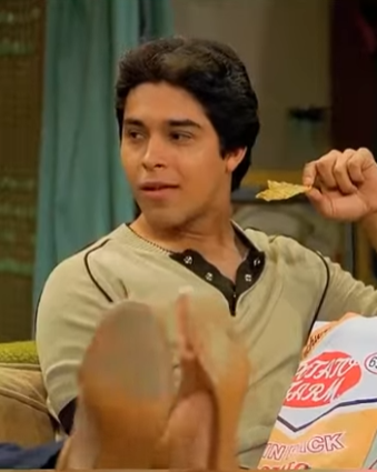 T0638004 Jackie still really likes Hyde #shorts #video #edi part2