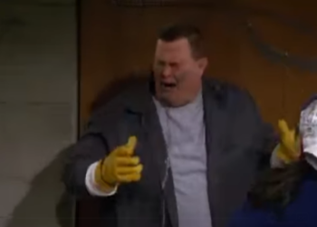 T0636017 Carl Ex Breaks His Heart Again Mike Molly part2