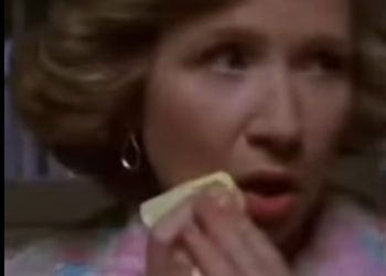 T0637014 If Frog Had Wings That70sShow #Shorts part2