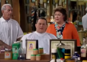 T1036001 Mike Learns Truth about His Mom Mike Molly part2