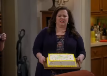 T1036010 Mike Tells off His Mom at Her Retirement Party part2