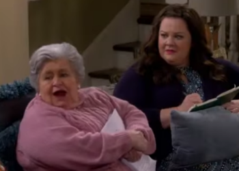 T1036015 Mike Submits Molly Book Before It Done Mike part2