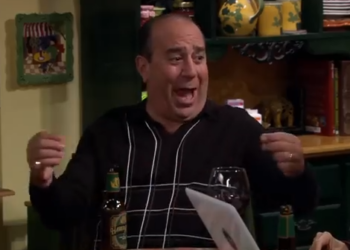 T1036032 Molly Becoming Famous Author #MikeAndMolly part2