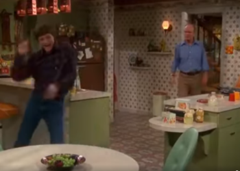 T1037008 Donna Sleeps Over Eric part2