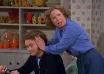 T1037009 Kitty Baby Man 70sShow #shorts part2