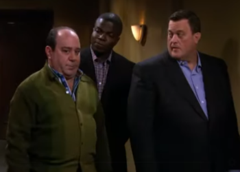 T1436002 Mike Molly vs Flynns #MikeAndMolly part2