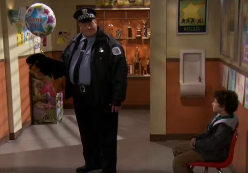 T1436022 Mike Molly Want to Take Things Fast Mike part2