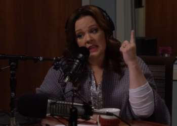 T1436025 Molly Big Interview Fail Mike Molly part2