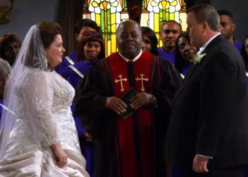 T1436041 Mike Molly Get Married Mike Molly part2