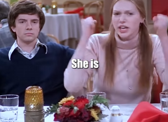 T1437019 Michael forgets his wallet in Donna car part2