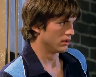 T1438008 Kelso is unable to face his pregnant girlfriend #s part2