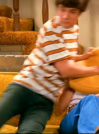 T1438014 Red always shows up when her daughter needs help#s part2