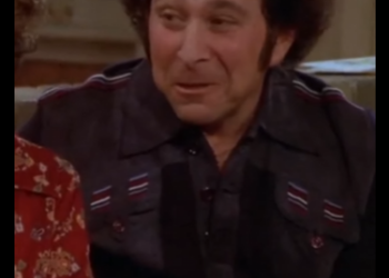 T2438005 It be cheaper than divorce 70s Show part2