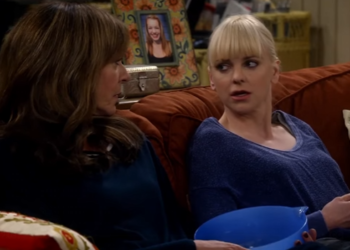 T2633014 Christy Dad Tries to Win Her Over Mom part2