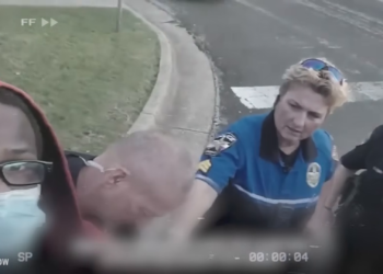 T1304019 Cuando Policías Corruptos Destruyen Su Carrera EN part2