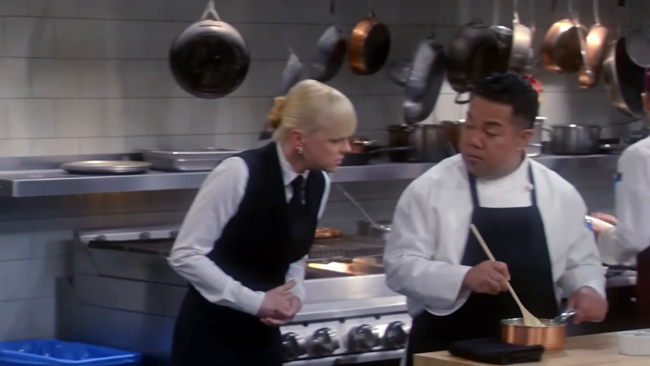 T1333003 Silliest Friendship Moments in Mom part2