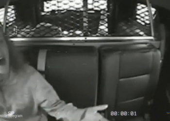 T0504007 Cuando Los Polici as Tienen Que Arrestar Su Fami part2