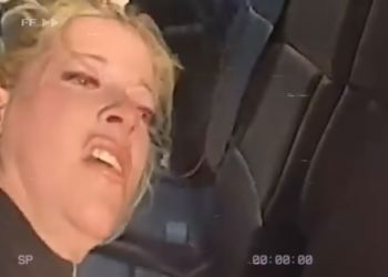 T1304018 Esposa Borracha Golpea su Esposo Se part2