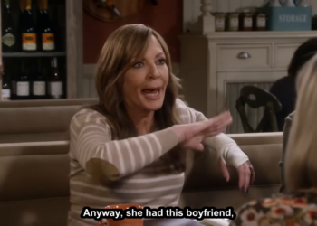 T1333001 Funniest Scenes Season Mom part2