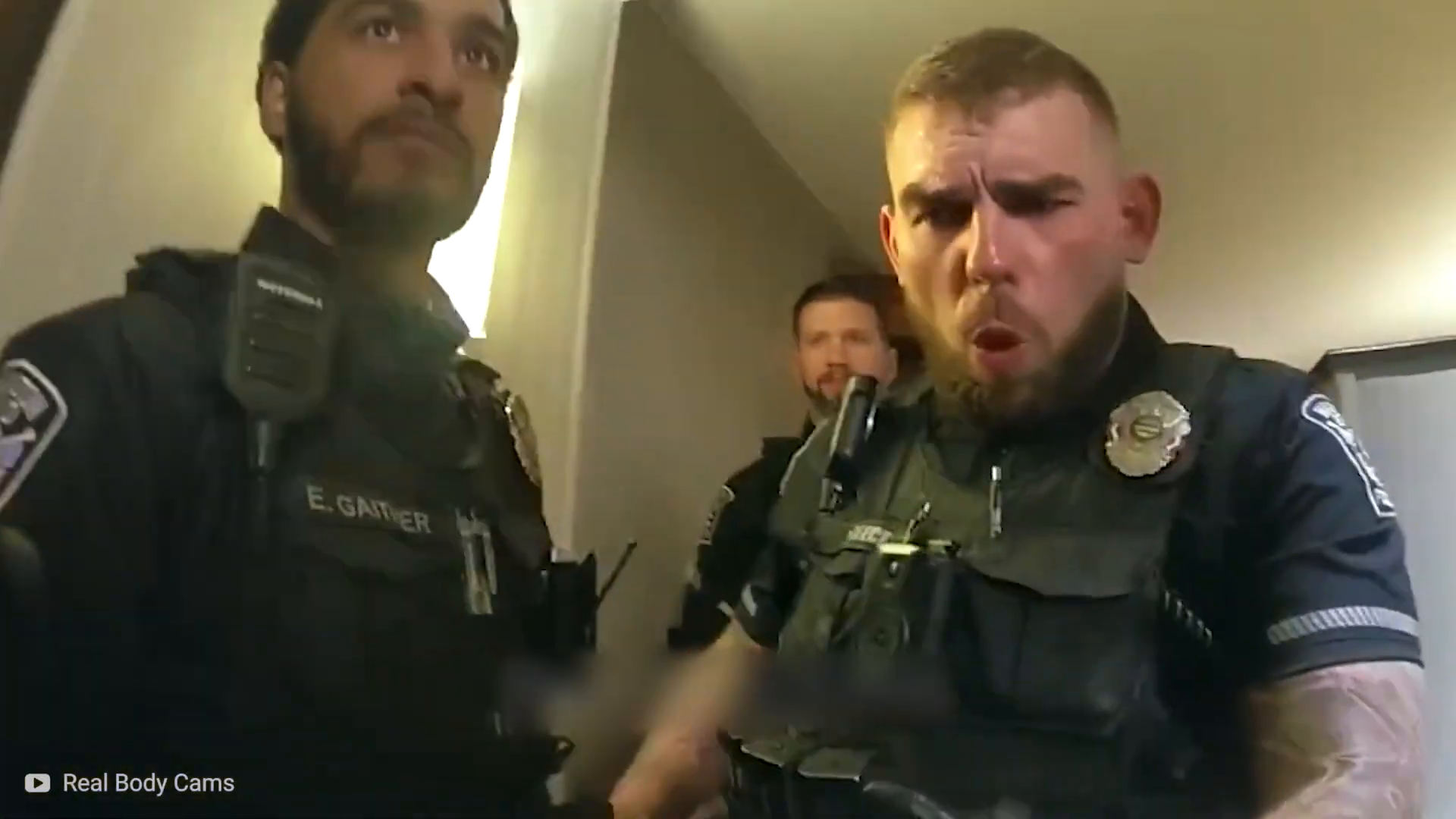 T2004011 Cuando Los Policías Arruinan Bodas part2