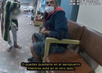 T1004009 Cuando Inmigrantes Se Enfrentan Con ICE Sale Mal part2