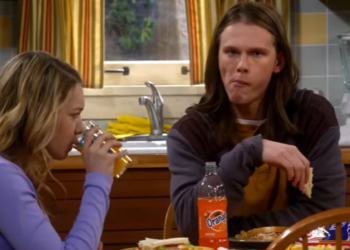 T0333005 Violet Her Boyfriend Try Parenting Mom part2