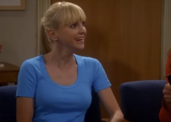 T1633002 Mom Asian Raccoon part2