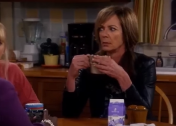 T1733011 Mom Sun’s Coming Out part2