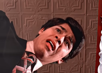 T1737002 Everyone attended Grandma Eric’s funeral.⧸ That ’70s Show #ae #shorts #movie #tvshow #that70sshow part2