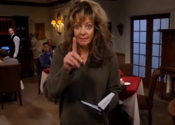 T2033001 Mom Let’s Dance part2