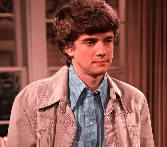 Eric and Donna are getting ready to go to the disco.⧸ That ’70s Show part 2