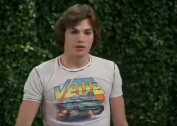 F1504006_Peak comedy right here.mp4